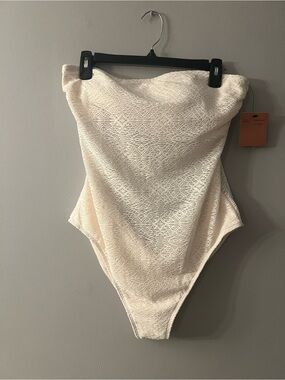 Shade & Shore  Cream Strapless Lace-Texture One-Piece Swimsuit